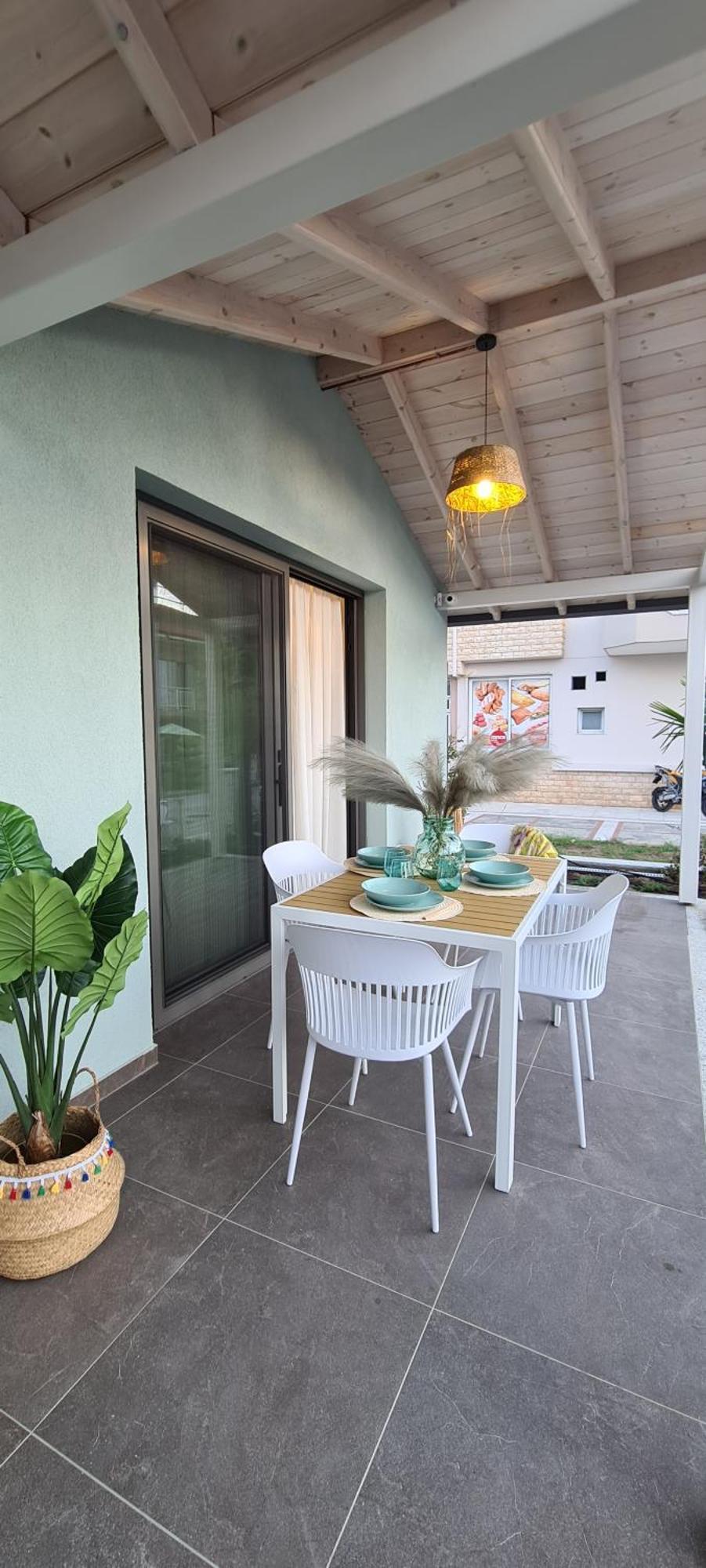 Costa Anastasia_Sea View Suites Vrasná Pokoj fotografie