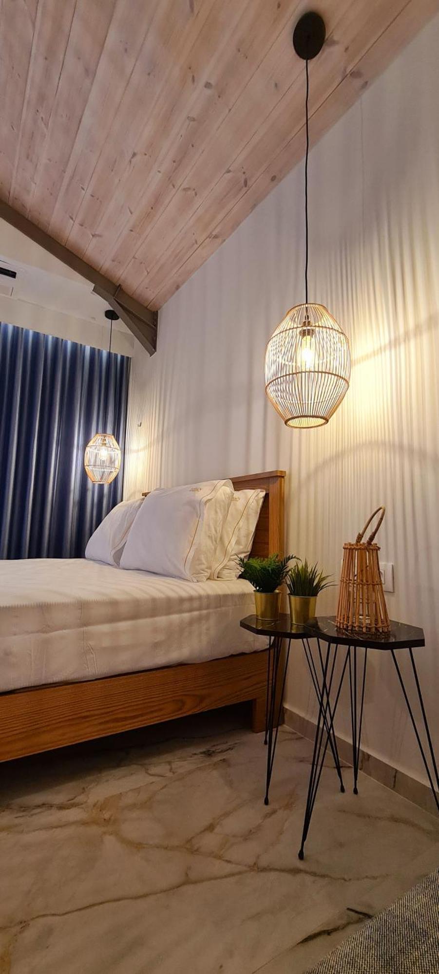 Costa Anastasia_Sea View Suites Vrasná Pokoj fotografie